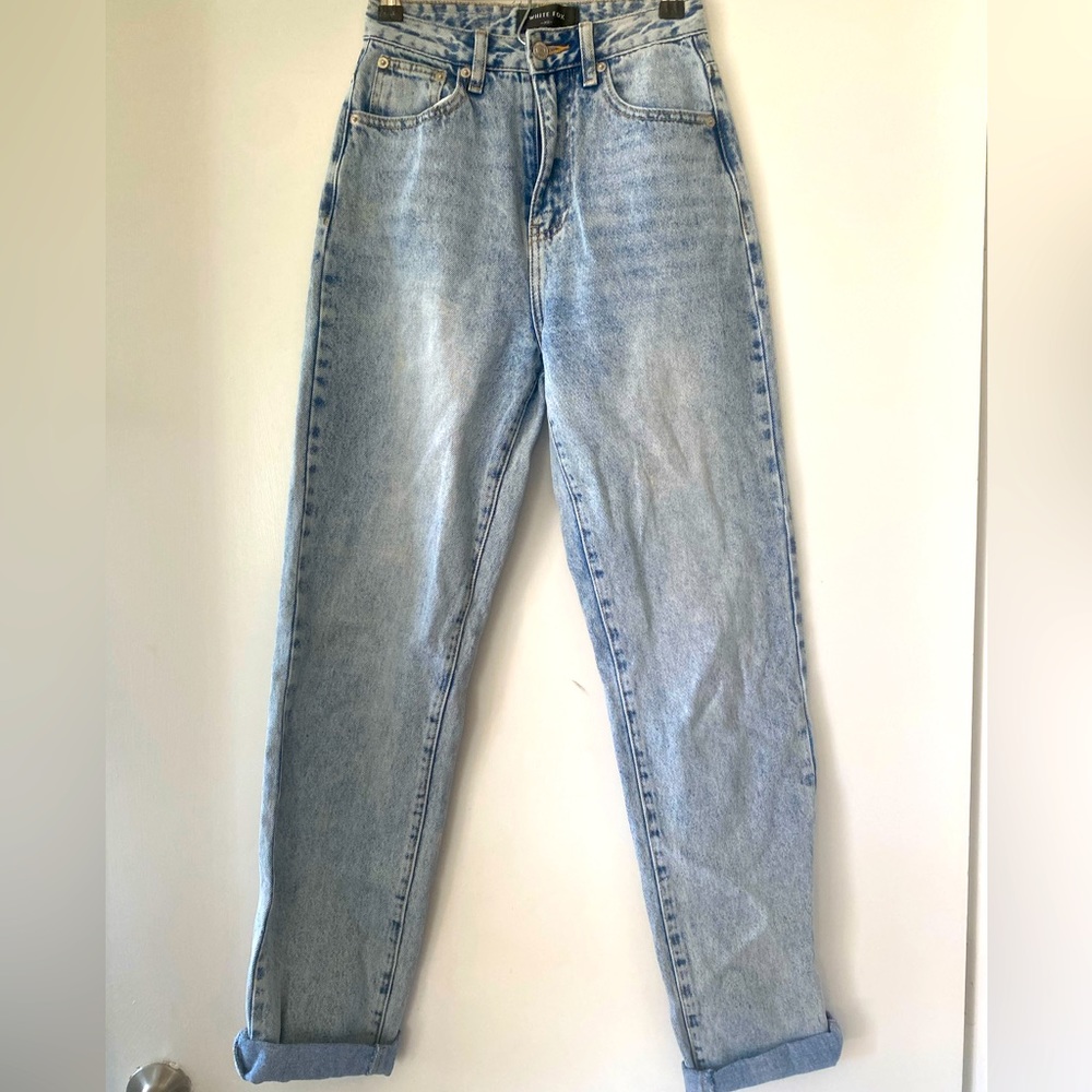 White Fox Jeans. Size XS